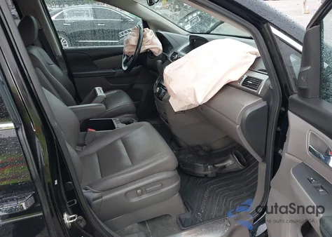 2016 Honda Odyssey Touring/Touring Elite z USA, uszkodzony, nr VIN 5FNRL5H93GB164269